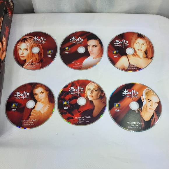 Buffy the Vampire Slayer Complete Fourth Season DVD Box Set TV Series - Picture 12 of 14